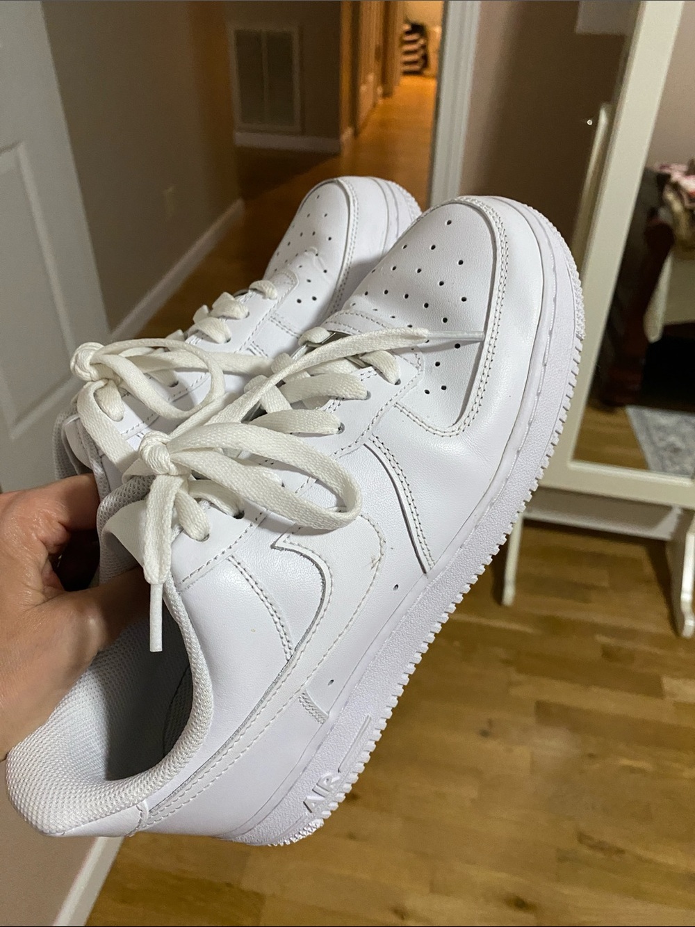 Nike White Low-Top Leather Airforce 1 womens